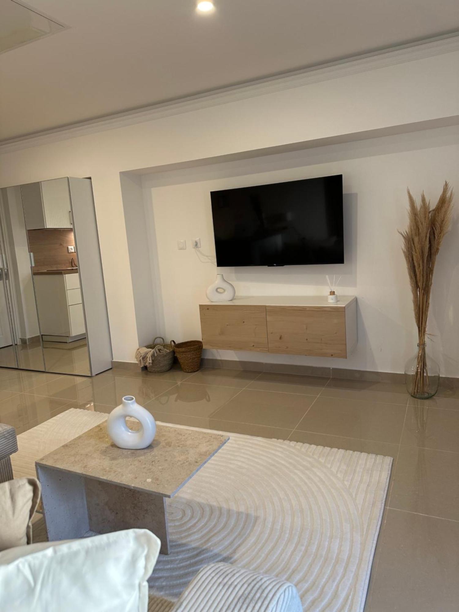 Studio Moderne Et Spacieux Draveil Екстериор снимка