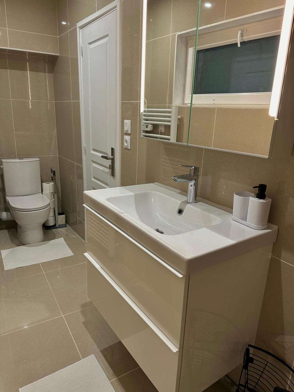 Studio Moderne Et Spacieux Draveil Екстериор снимка